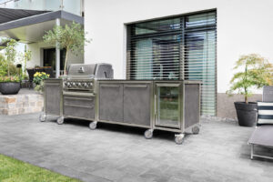 Burnout Kitchen mobile Küche mit Gasgrill und Kühlschrank